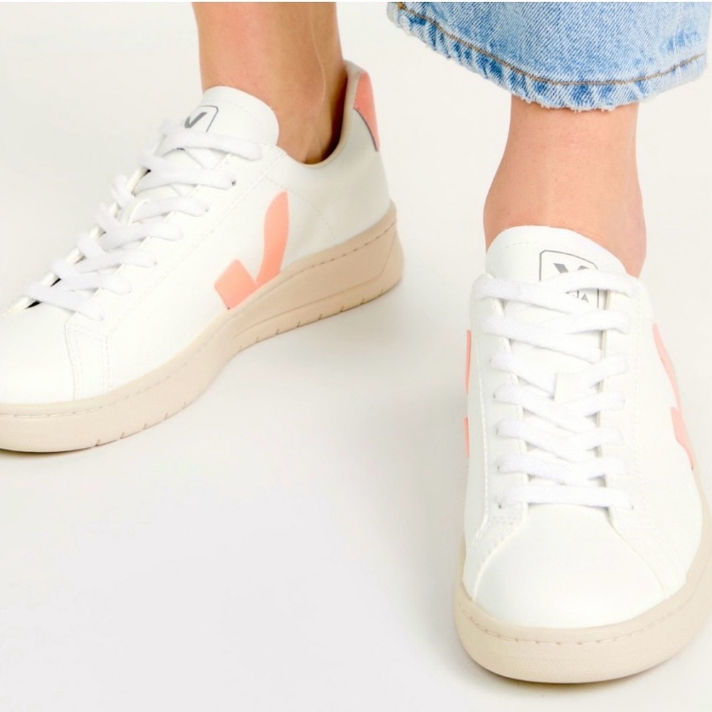 Veja Vegan Leather Urca Sneakers in White Bellini Women’s Size EU 36 US 5